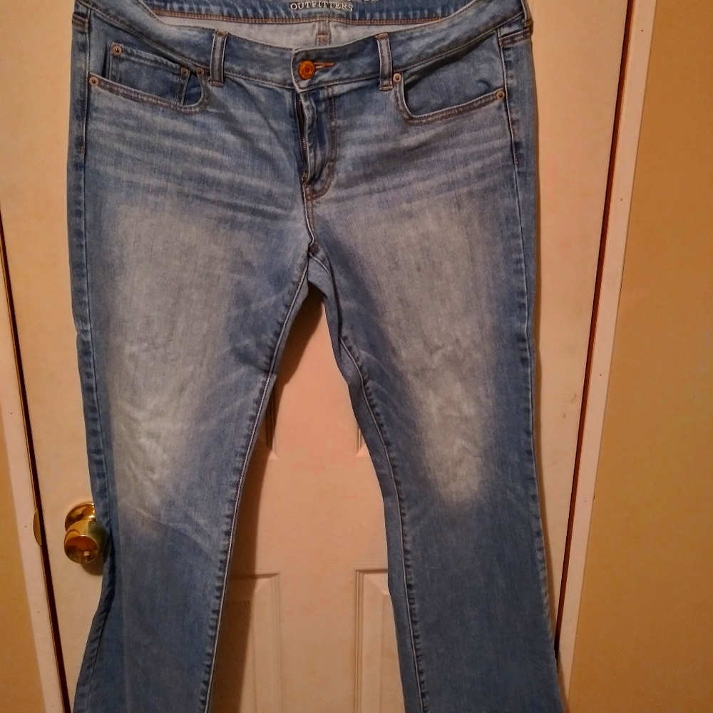 AE favorite Boy friend jeans 😍😍